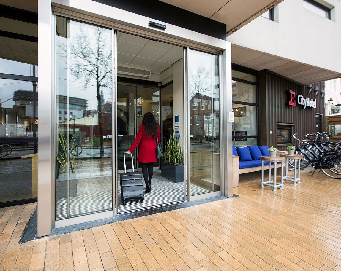EH---CITYHOTEL-GRONINGEN---EXTERIEUR---1.jpg